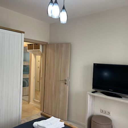 Elizi Summer House In Varna South Bay Beach Bagian luar foto