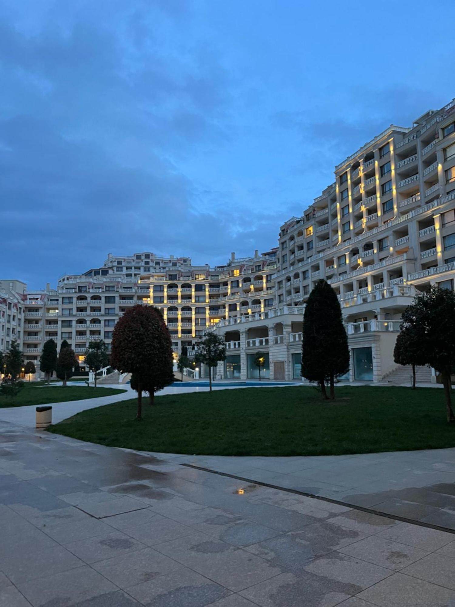 Elizi Summer House In Varna South Bay Beach Bagian luar foto